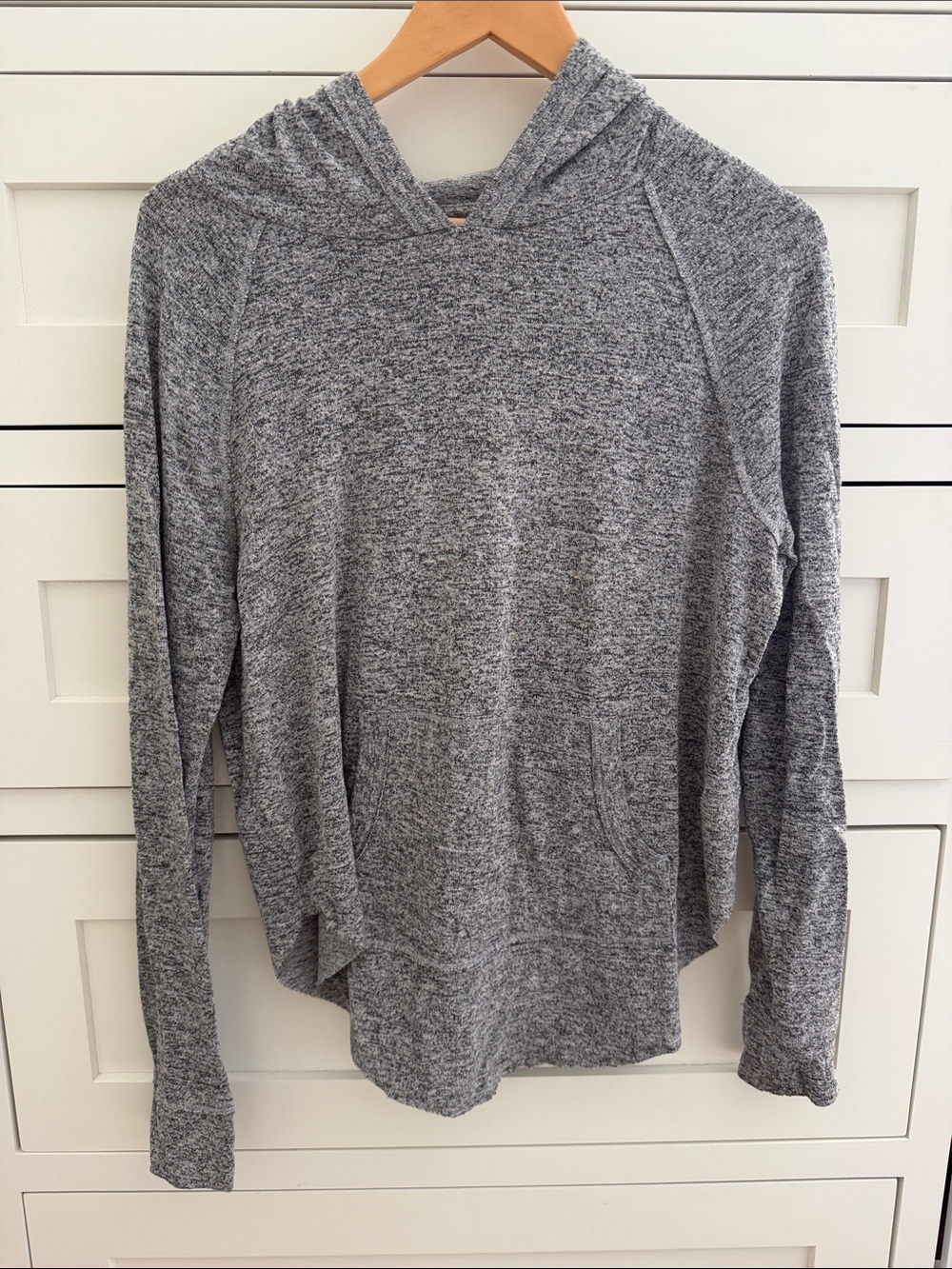 Aritzia TNA Heather Gray Women's Hooded Pullover